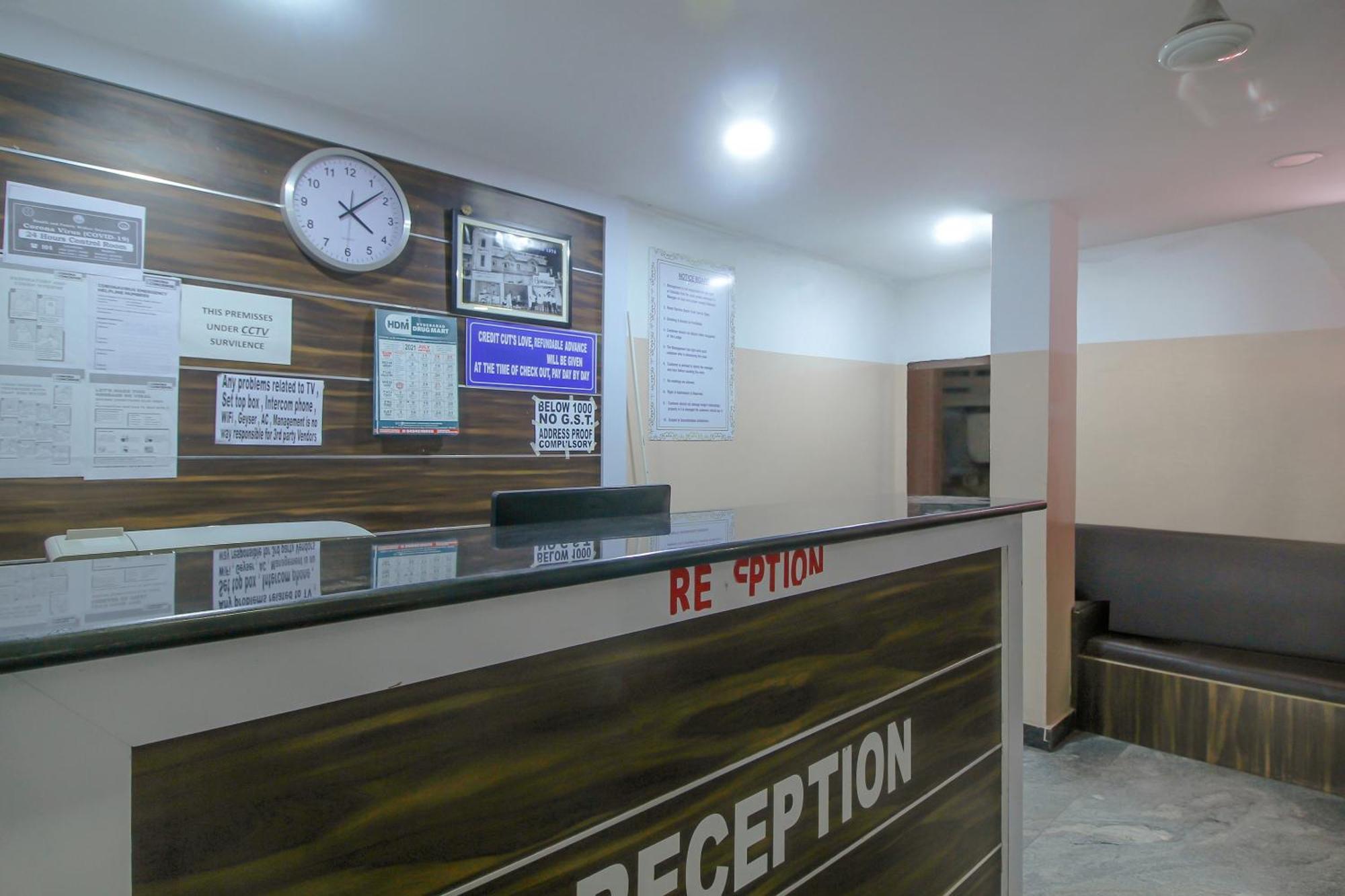 Spot On 81775 Mohit Gokul Lodge New Luxury Room'S Near Secunderabad Railway Station Lālāguda 外观 照片