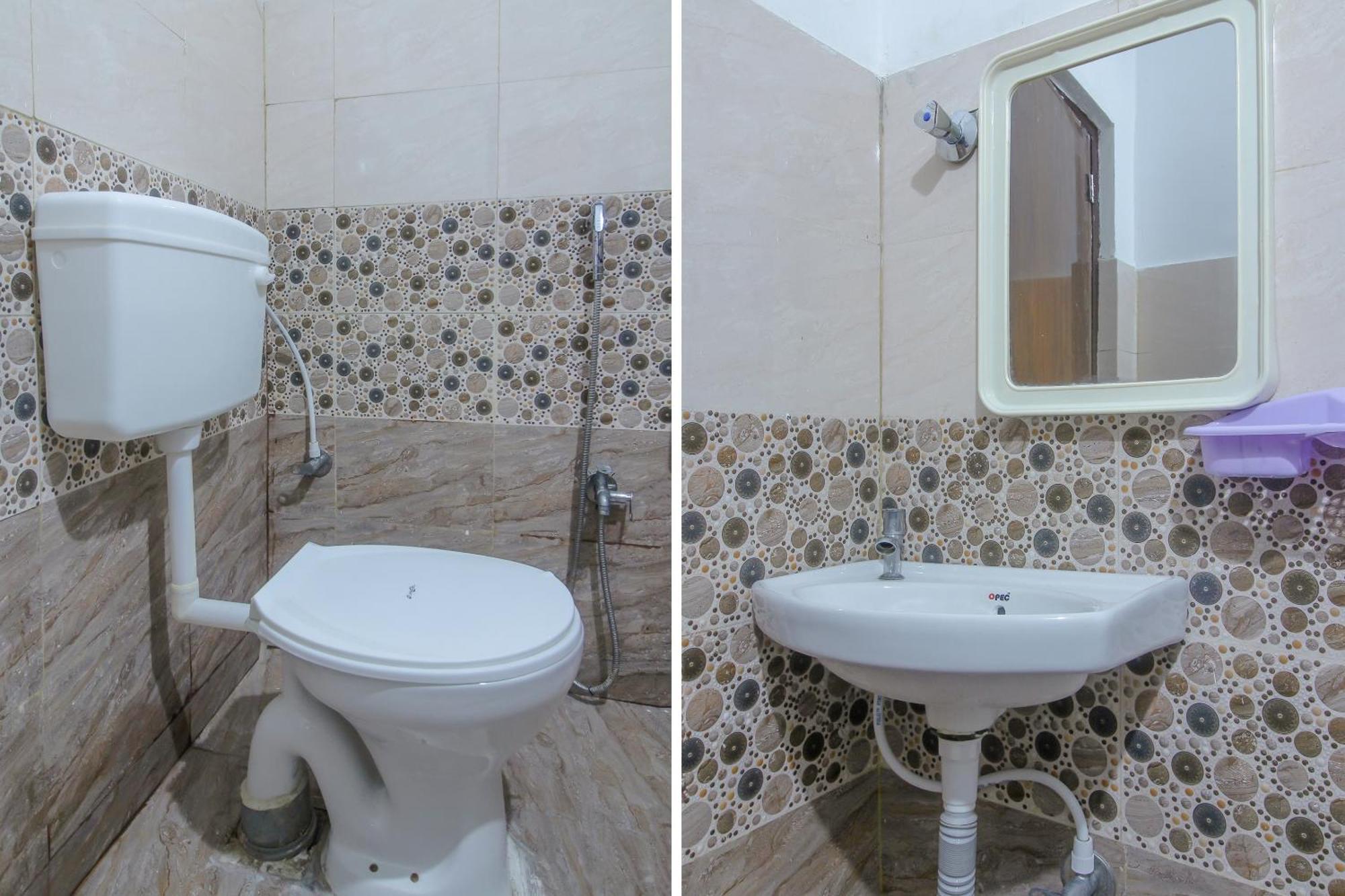 Spot On 81775 Mohit Gokul Lodge New Luxury Room'S Near Secunderabad Railway Station Lālāguda 外观 照片